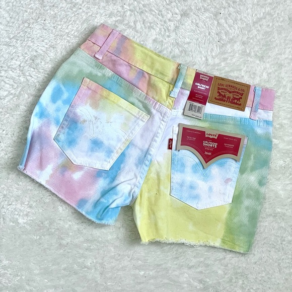 Levi's Other - NWT LEVI’S girl’s tie-dye shorts